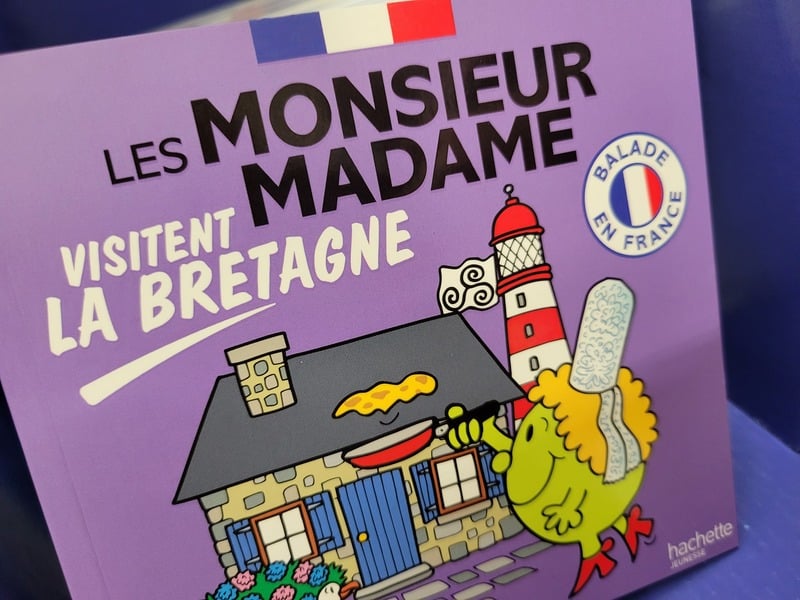 Les Monsieur Madame visitent la Bretagne - Hachette Jeunesse
